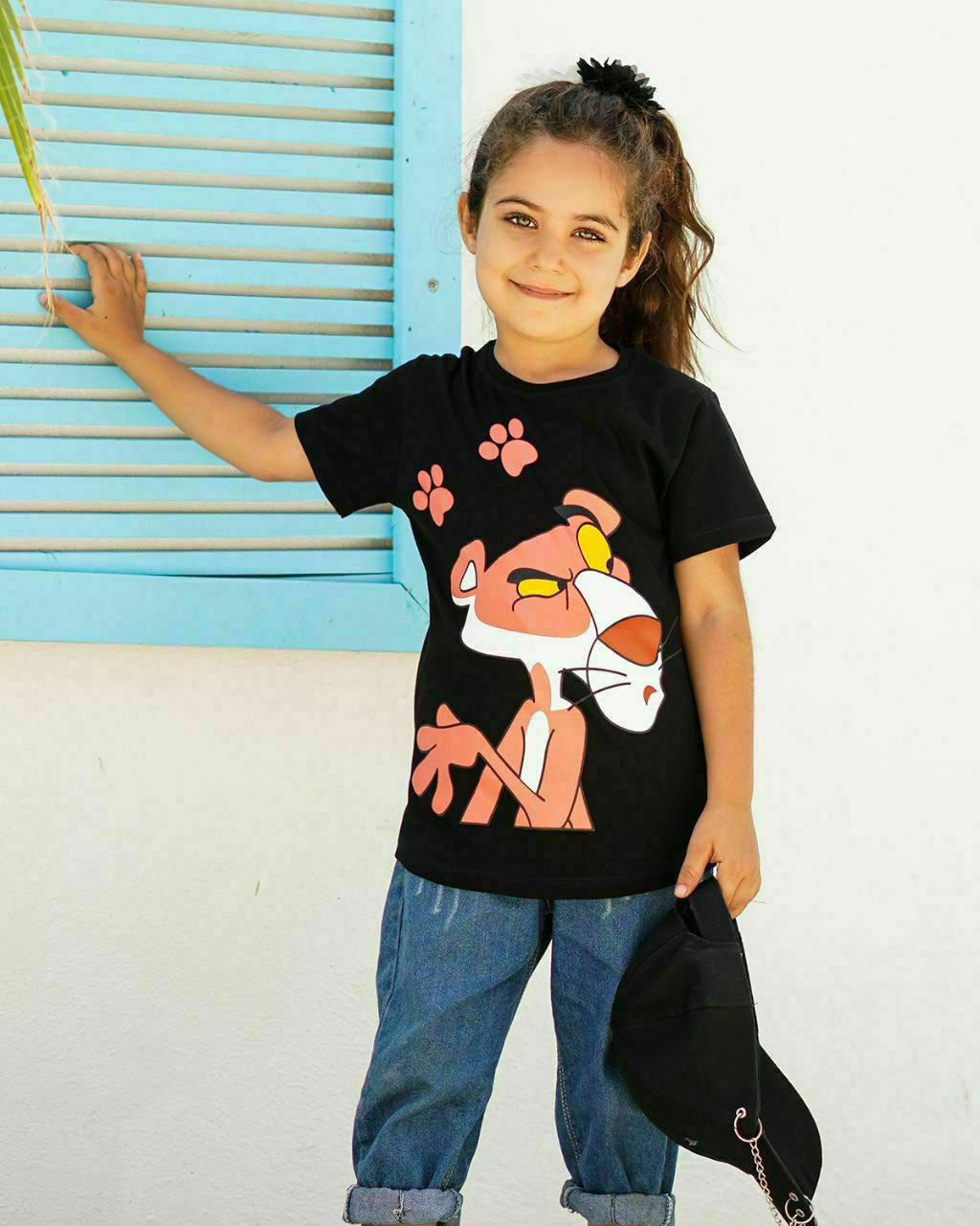 تیشرت تک مشکی دخترانه جنس پارچه : پنبه یه رو  چاپ : زول  سایز بندی : ۵۰و۵۵و۶۰ تک رنگ ۲۰۰تومن